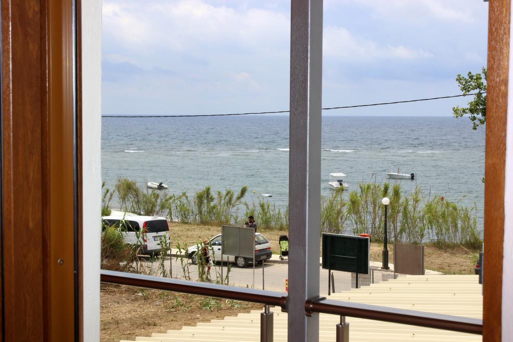 Апартаменти Seaview Айос-Георгіос Екстер'єр фото